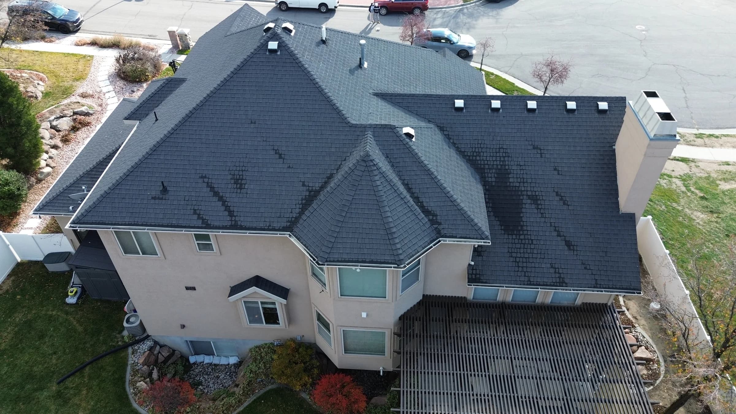 Roofing context in Holladay