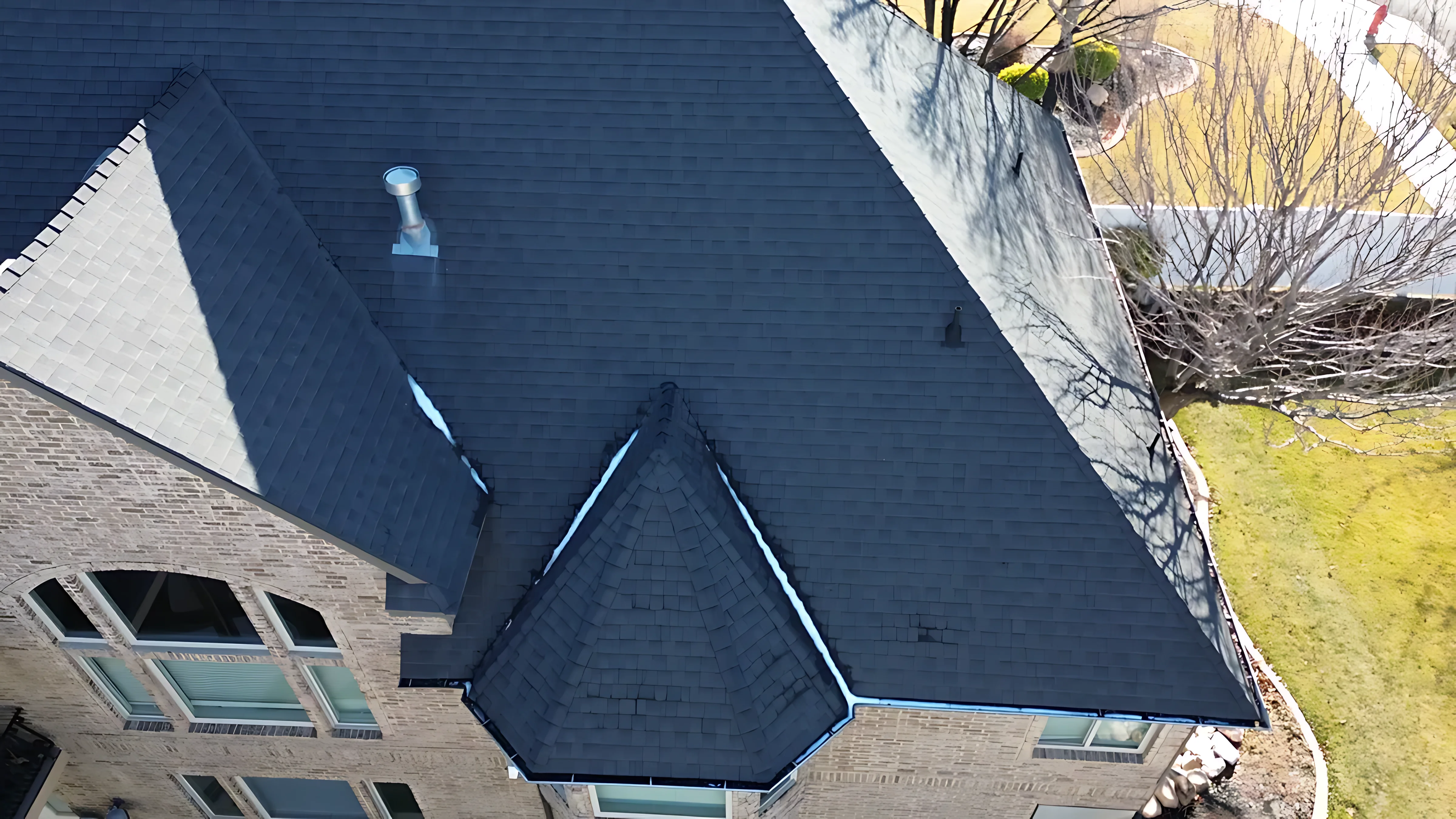 New architectural shingles installed on a Farmington neighborhood home